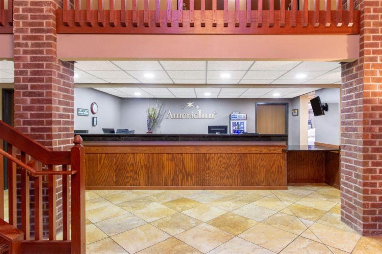 Americinn By Wyndham New London Kültér fotó